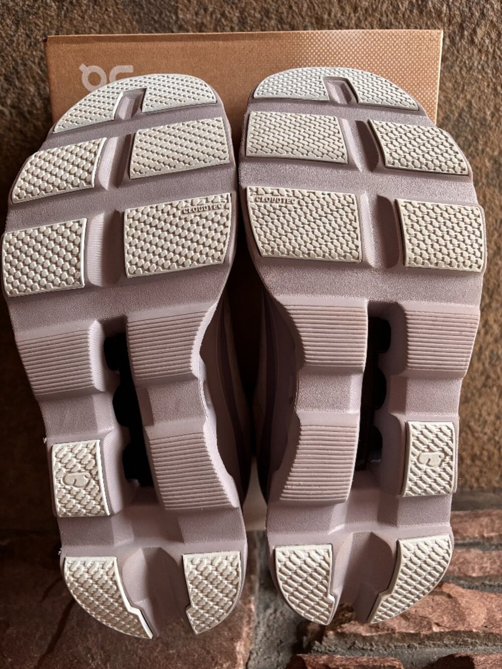 On Running Cloudmonster Pearl Arctic Trainers - Picture 12 of 13